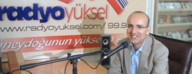 Mehmet Şimşek Radyo Yüksel ‘e konuk oluyor