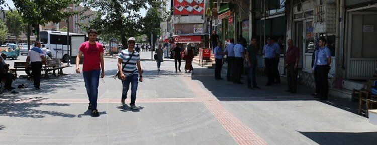Kaldırım işgaline müsamaha gösterilmiyor