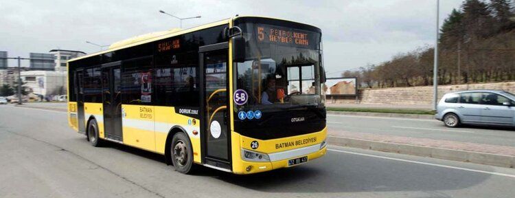 Belediyemizden öğrencilere ve sınav görevlilerine ücretsiz ulaşım