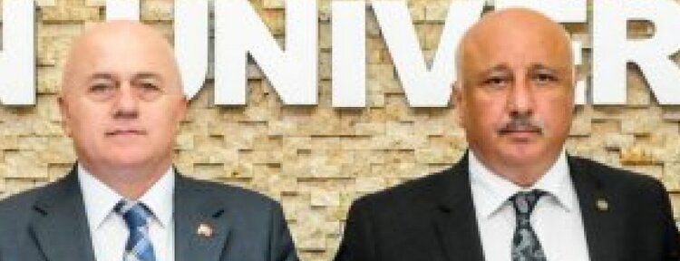 Rektör Durmuş, Rektör Yardımcısı Birinci’yi tebrik ett