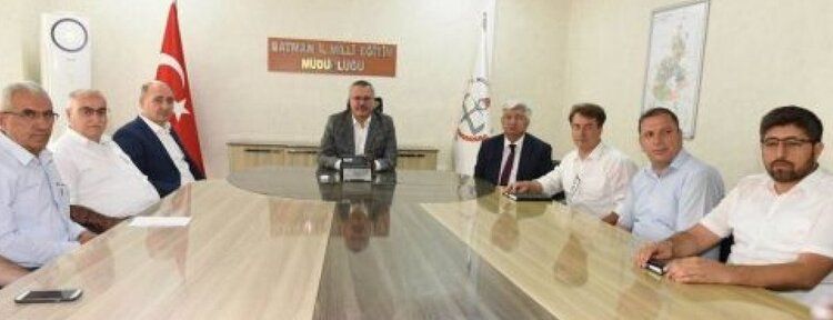 Vali Deniz’den kayıt uyarısı
