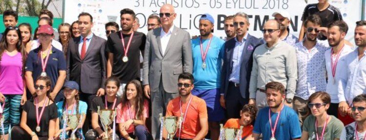 Tenis Turnuvası ödül töreniyle son buldu