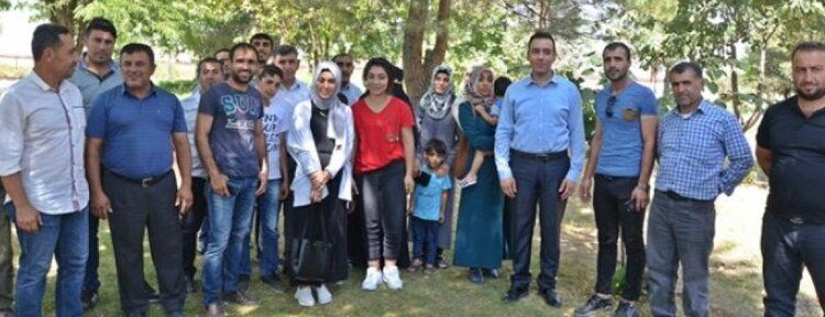 Genç Çiftçi Projesi Kapsamında çiftçilere büyükbaş düve dağıtımı yapıldı