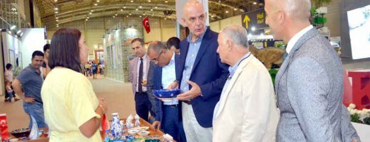 Aksoy Fuar alanını gezdi