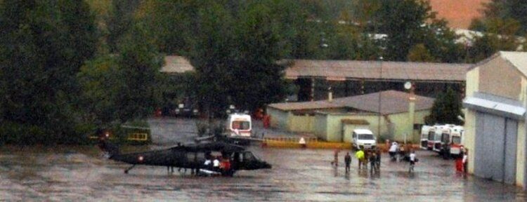 Operasyona giden zırhlı araç kaza yaptı