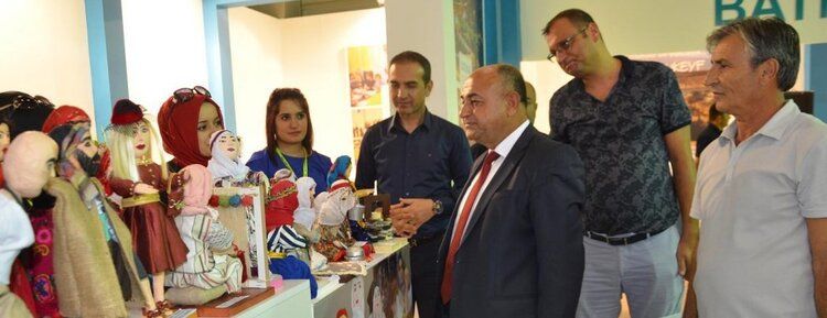 Belediye başkanlarından Batman standına ziyaret