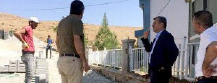 Kozluk’ta yol genişletme çalışmaları