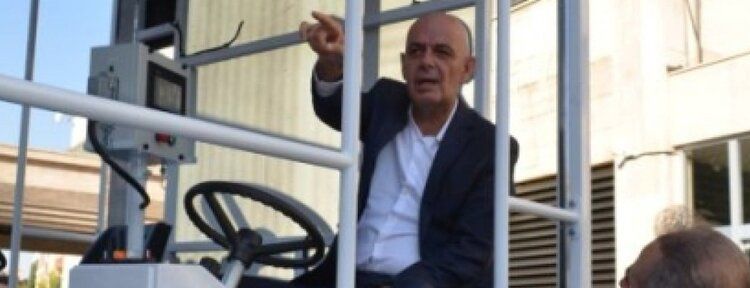 Belediyeye yol çizgi aracı