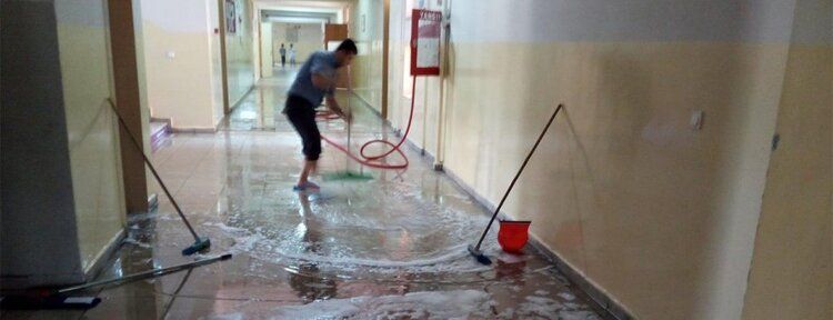 Okul temizliği öğretmen ve idarecilere kaldı