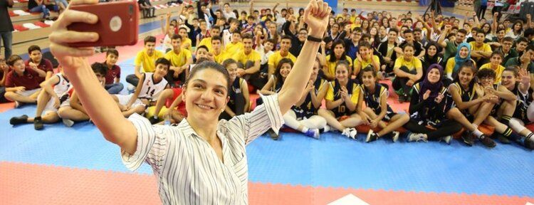 ‘Şampiyonların izinde’ programına yoğun ilgi