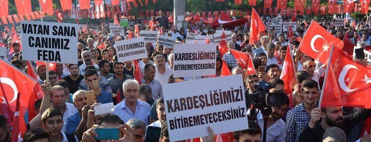 Halk Sokağa İndi