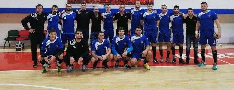 Hentbol takımı galibiyetle döndü