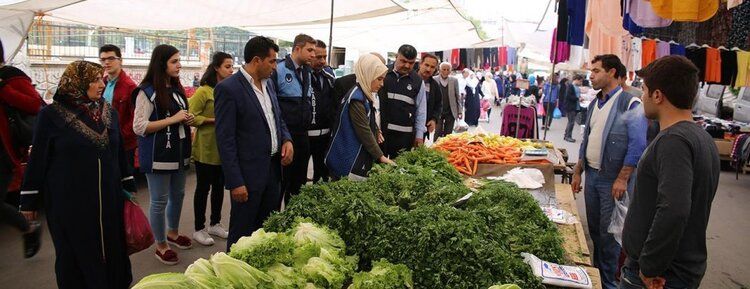 Zabıta pazar ve kasap denetledi