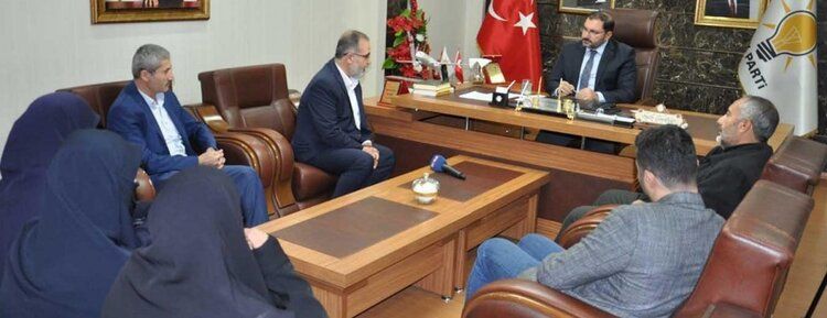 28 Şubat ve FETÖ yargısı mağduru ailelerden AK Parti’ye ziyaret
