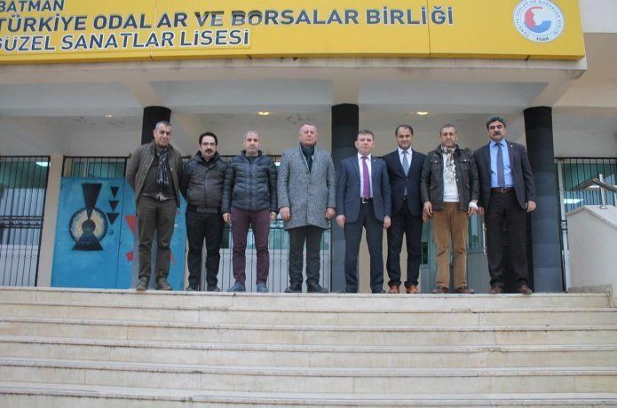 Bin öğrenciye mont yardımı yapıldı