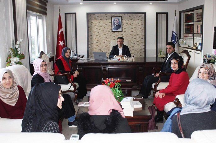 "Peygamber Efendimizin hayatı mutlaka okunmalıdır"