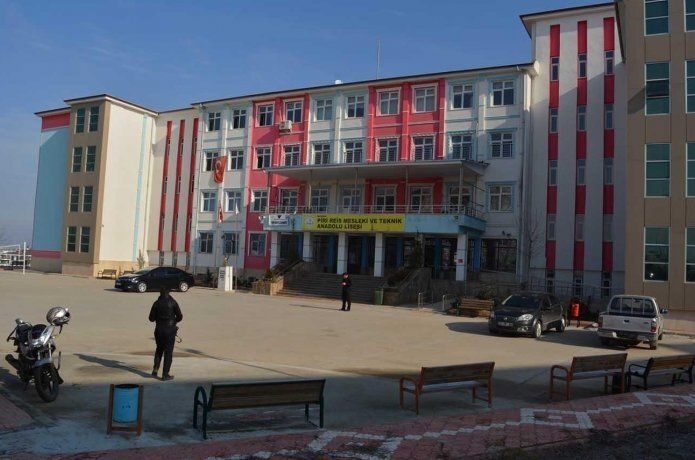 Denetimli serbestlik yükümlüleri okulları tadilattan geçiriyor