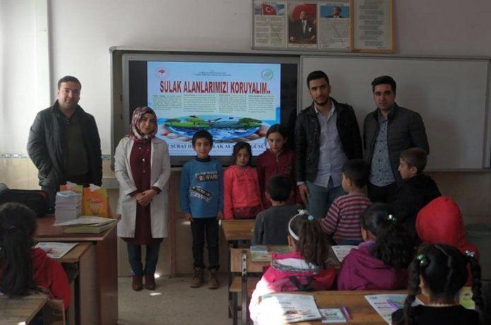 Öğrencilere sulak alanlarla ilgili bilinçlendirme semineri