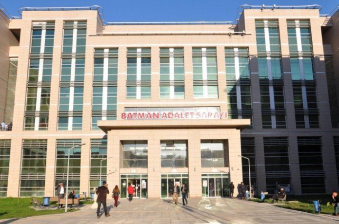 Dolandırıcılık iddiasıyla gözaltına alınan mübaşir tutuklandı