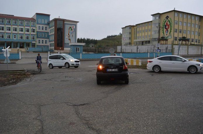 Mağduriyet yaşatan beton bariyerler kaldırıldı
