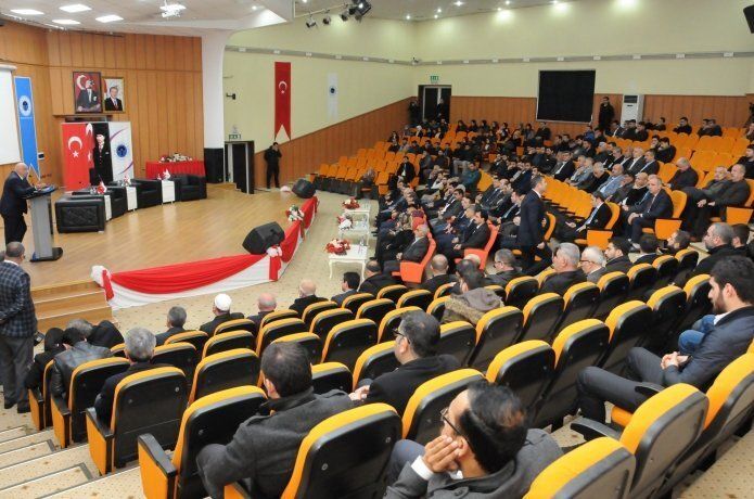 Merhum Necat Nasıroğlu Batman Üniversitesi'nde anıldı