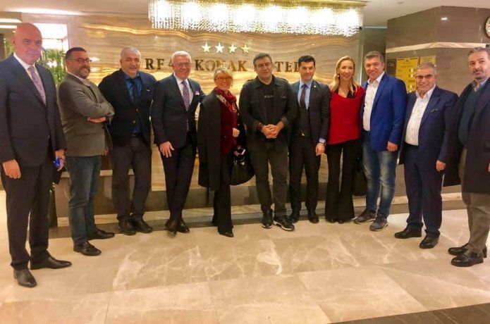 Real Konak Hotel dev isimleri ağırladı