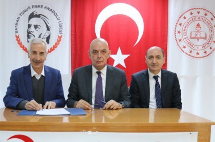 İlk yardım eğitimi için imzalar atıldı