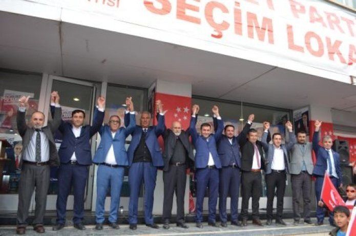Saadet Partisi seçim lokali açtı
