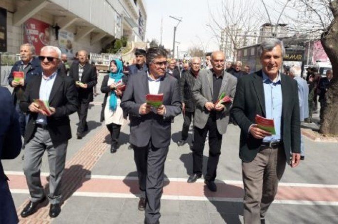 Başkanlardan bağımsız adaya destek