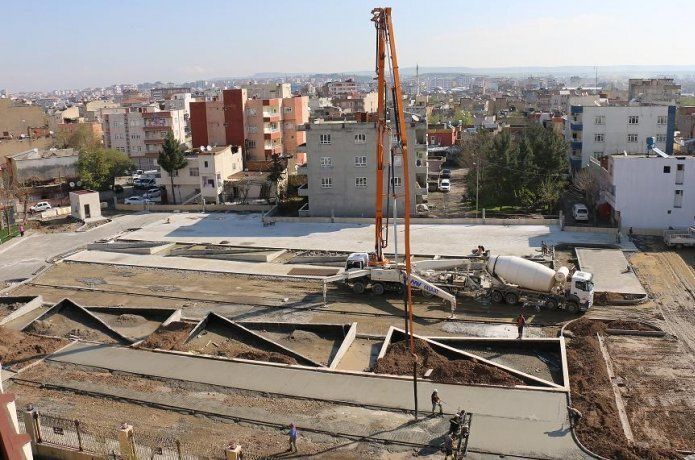 Otopark şekillenmeye başladı