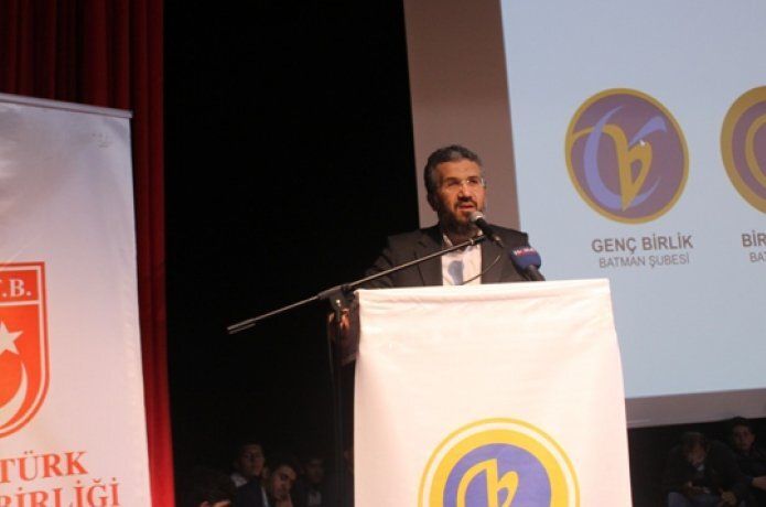 Dr. İhsan Şenocak konferansına yoğun ilgi
