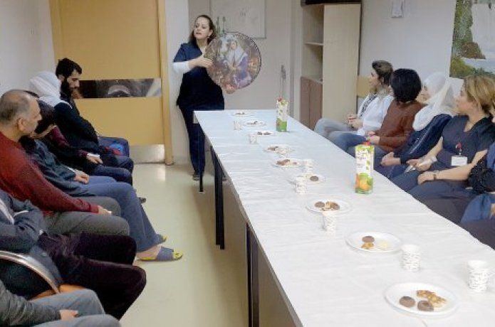 Hastalara Erbane ile müzikli terapi