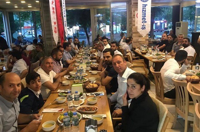 Hizmet-İş temsilcileri iftarda buluştu