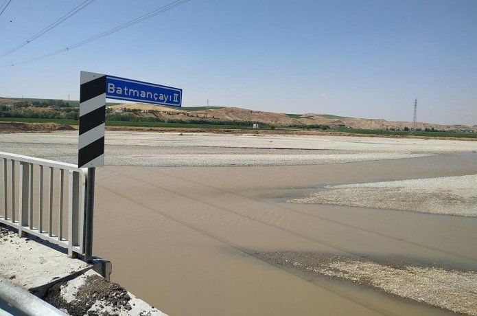 Çayda kaybolan iki kardeşin cansız bedenlerine ulaşıldı