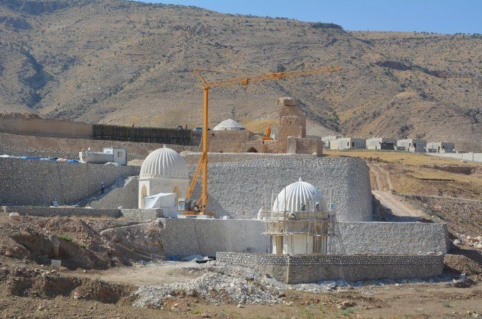 Asırlık minare yeniden inşa edildi