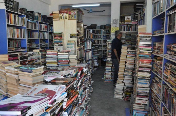 Pahalılık kitapseverleri ikinci el kitaplara yöneltiyor