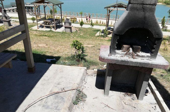 Piknikçilerin çevre duyarsızlığı!
