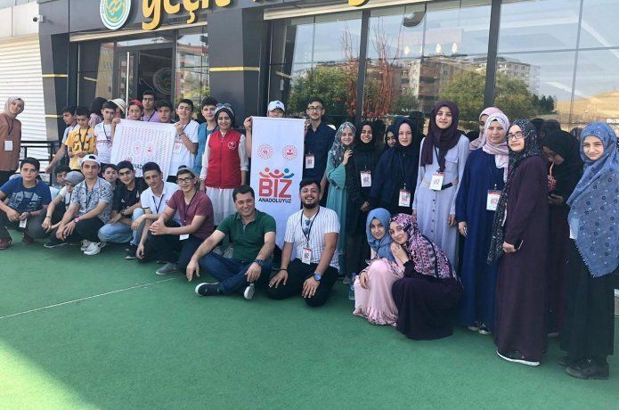 Erzincanlı 40 hafız Batman'da ağırlandı
