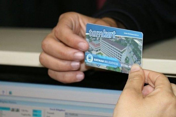 Otobüs kartları 10 liraya indirildi