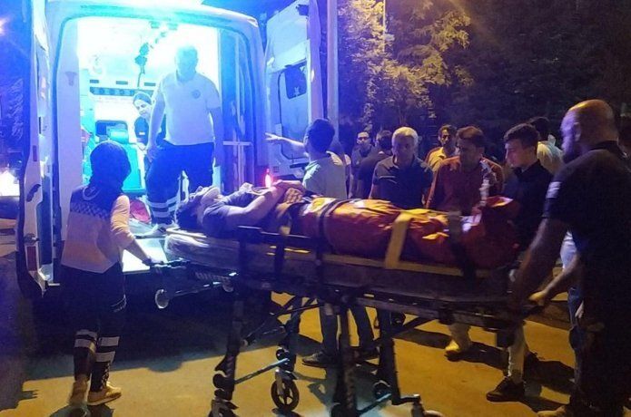 Otomobil ile motosiklet çarpıştı: Bir ağır yaralı
