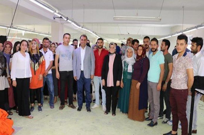 Eş başkanlar işçilerle bir araya geldi