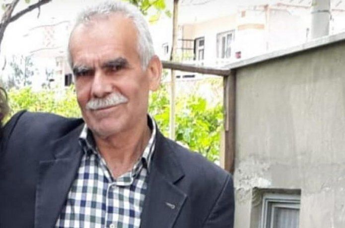 Gömdüğü babasını sokak sokak aradı