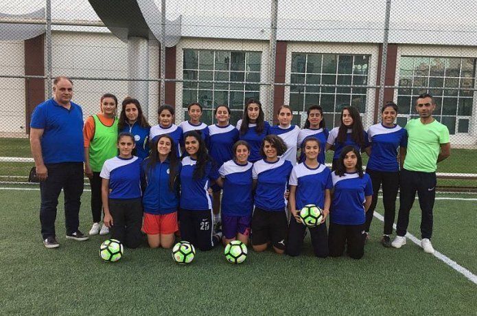 Futbol takım çalışmaları aynı hızla devam ediyor