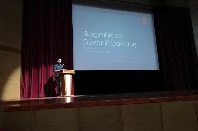 ‘Madde kullanımı ergenlerde daha sık görülüyor’