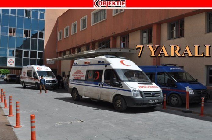 Batman'da askeri araç devrildi