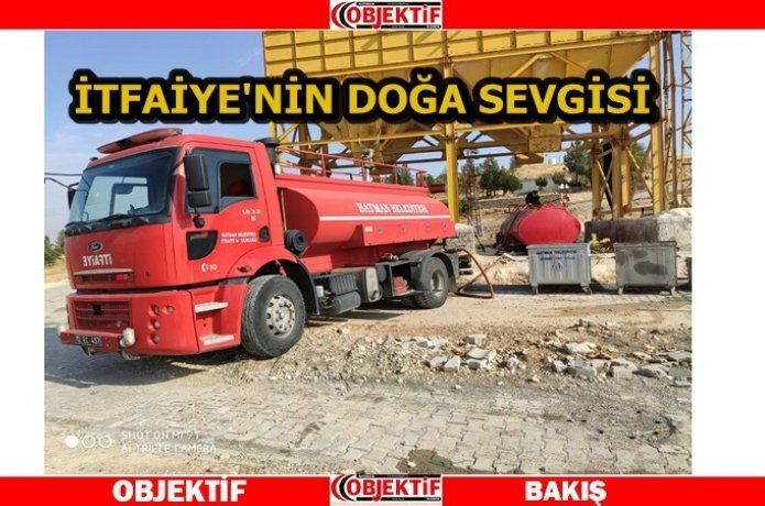İtfaiye hayvanları suluyor
