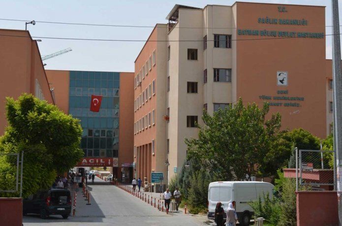 Şizofreni hastası ailesinden 4 kişiyi bıçakladı
