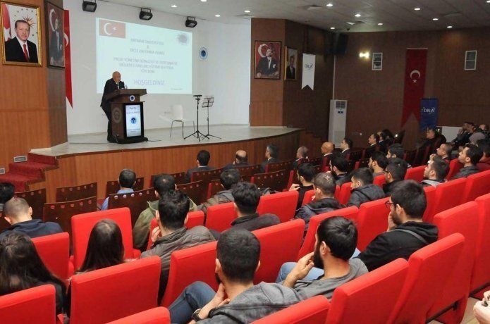 Proje eğitimlerinin sertifikaları törenle verildi