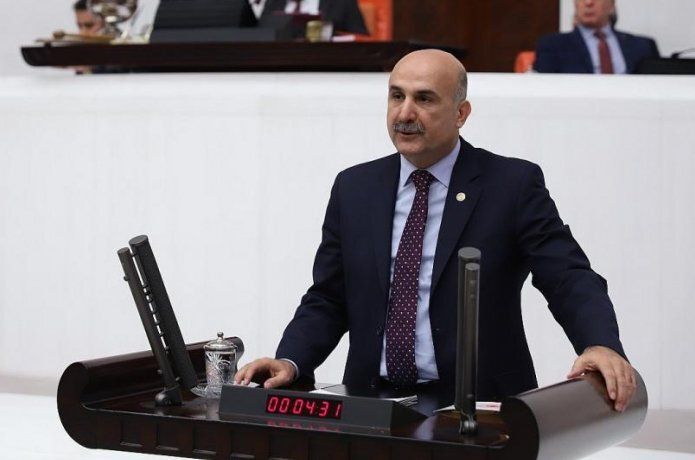 Özdemir, yol sorunlarını meclise taşıdı