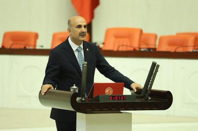 Özdemir, Gazeteciler Günü'nü kutladı